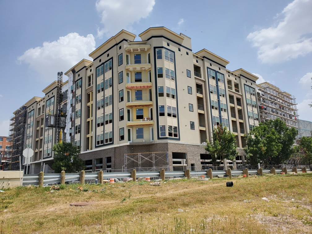 The Sovereign at the Ballpark Houston TX multifamily apartment construction